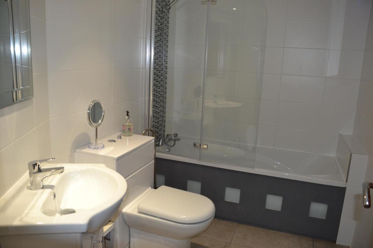 Willow Tree 1 Bed Apartment - Stayseekers Salisbury Exterior photo