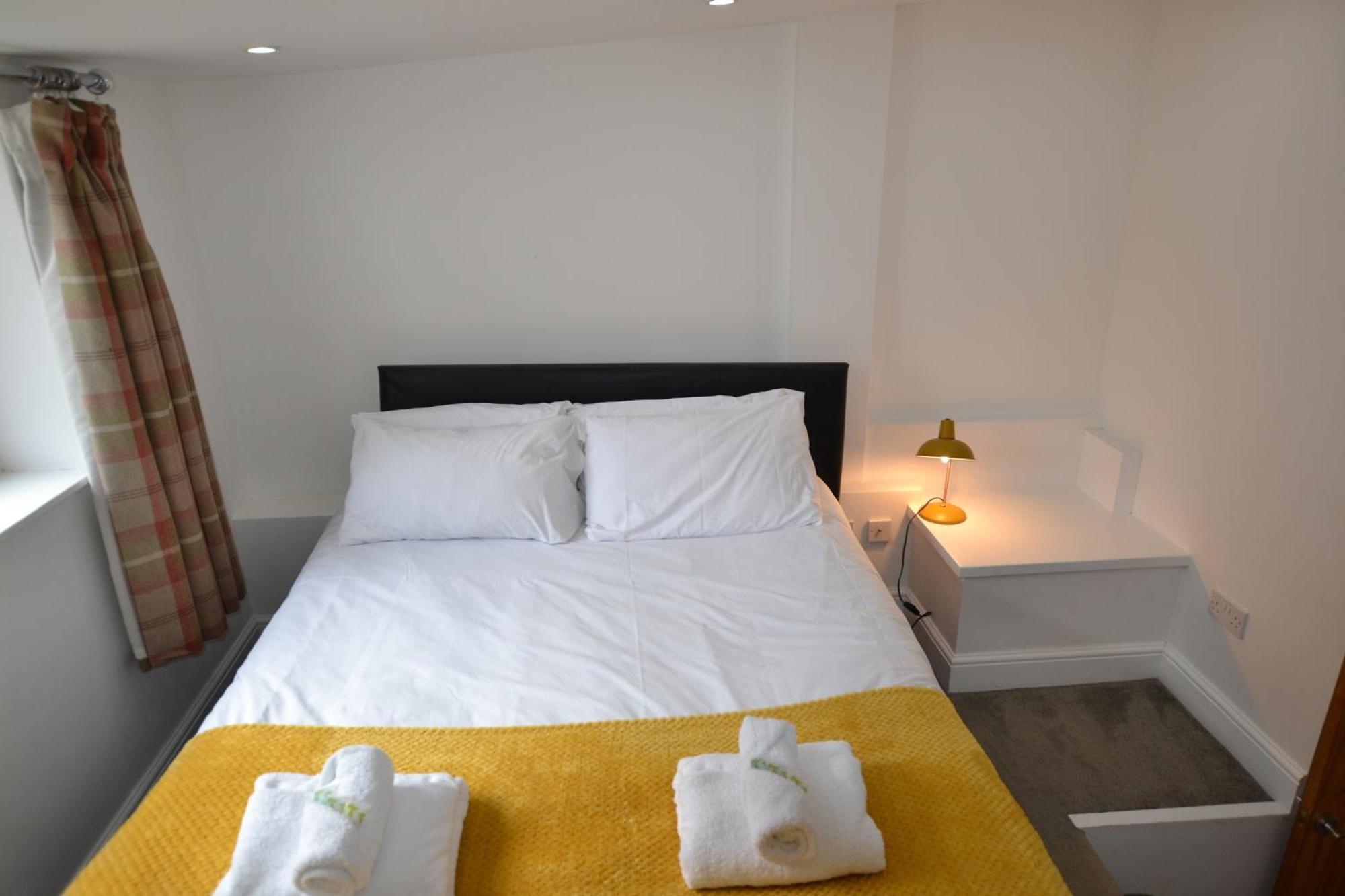 Willow Tree 1 Bed Apartment - Stayseekers Salisbury Exterior photo